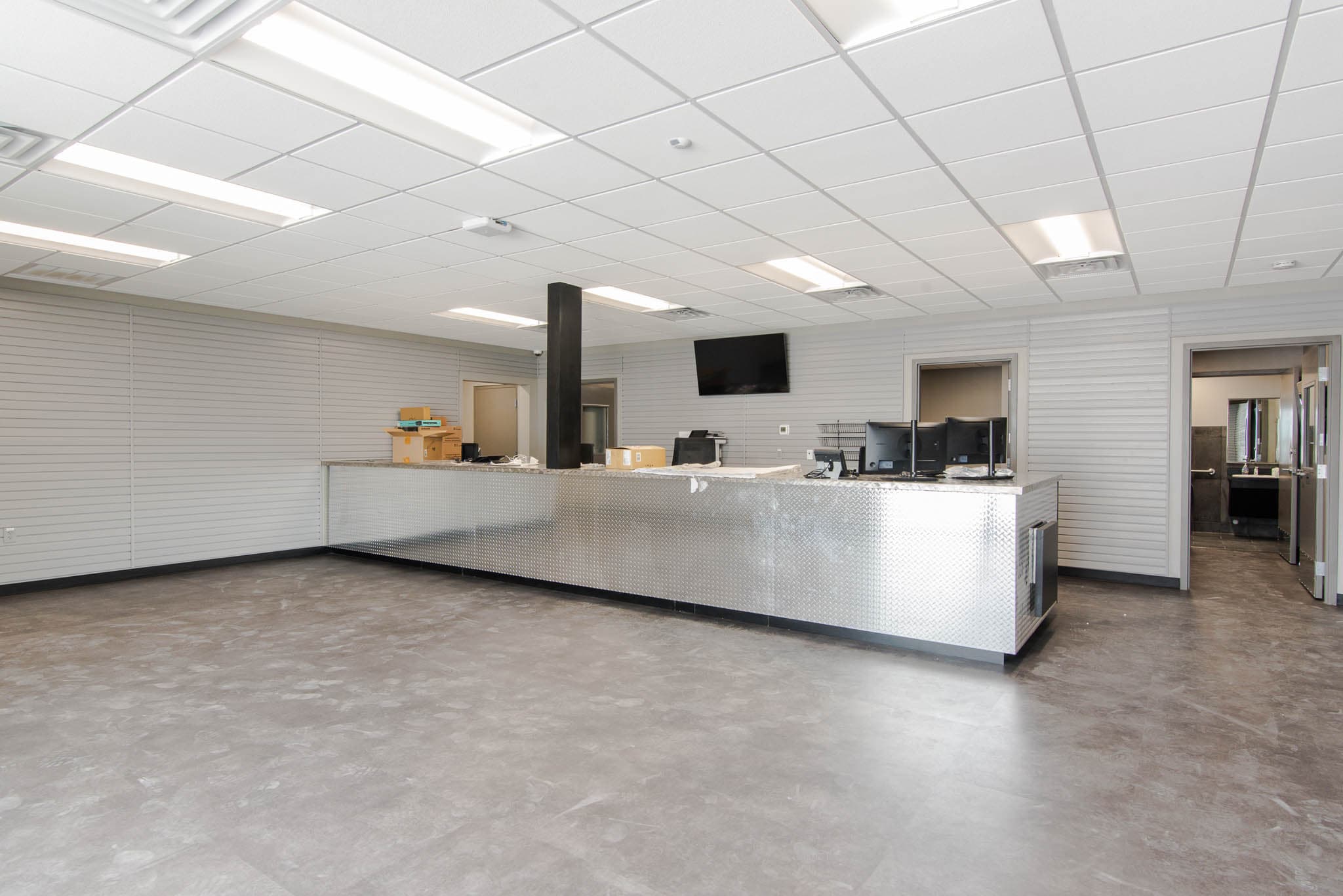 Rush Truck Center Hutchins — project photo 12