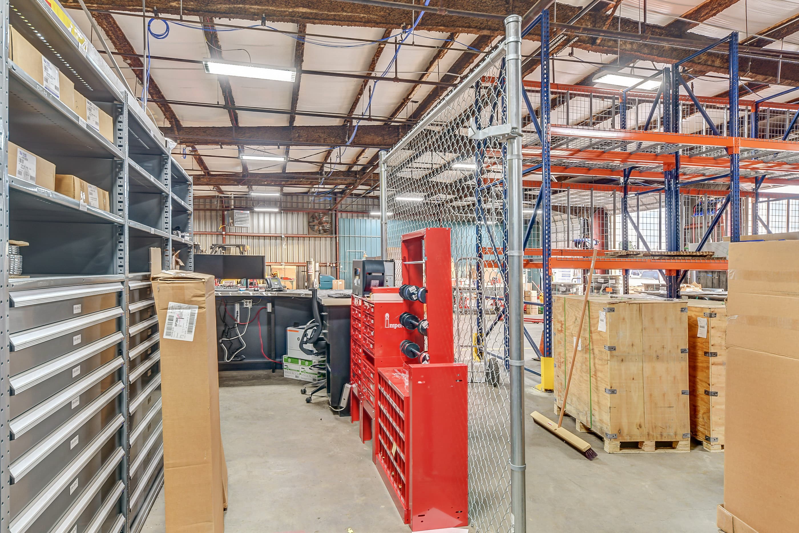 Metal Buildings & Warehouse — project photo 2