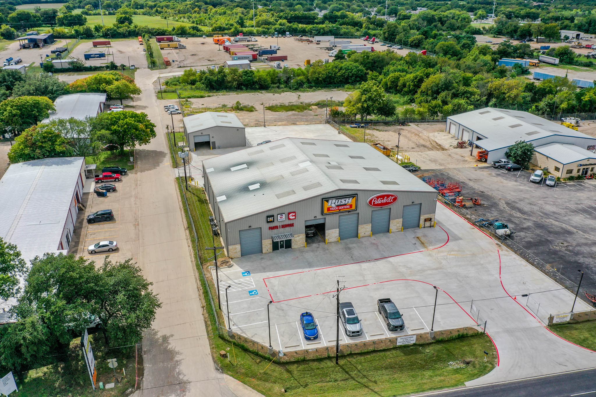 Rush Truck Center Hutchins